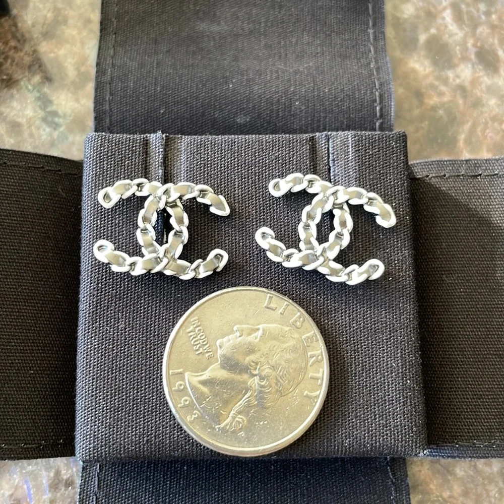 Chanel 22p ruthenium white earrings classic cc logo pierced